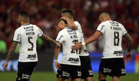 Corinthians sofre goleada histórica do Bahia, que deixa Z4 do Brasileirão
