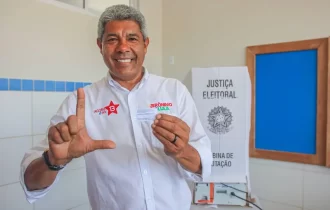 Jerônimo é eleito governador da Bahia, com 52% dos votos válidos