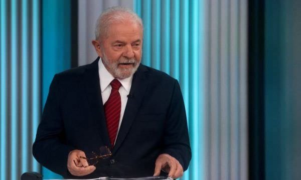 Lula tem melhor desempenho em debates e consegue vitória “com folga” na Globo, avalia campanha