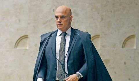 Moraes proíbe PRF de fazer operação contra o transporte gratuito neste 2º turno