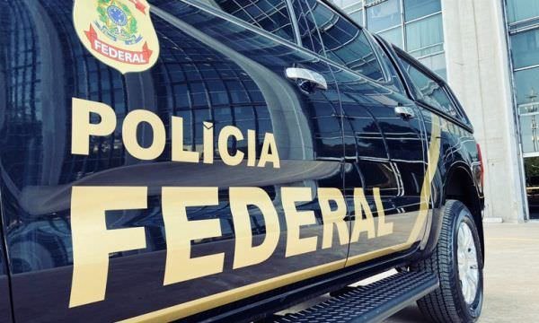 Polícia Federal prende um homem  por importuação  sexual dento de Aeronave