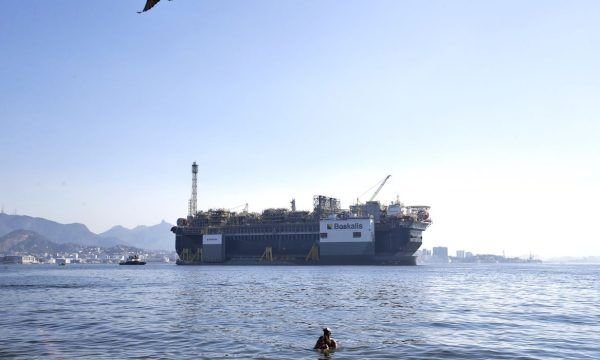 Produção de petróleo ultrapassa 4 milhões de barris por dia, diz ANP