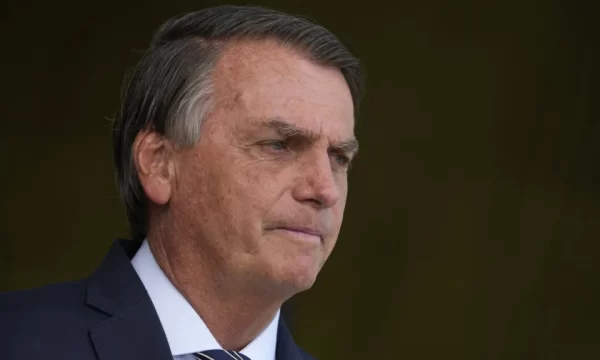 Bolsonaro pede ao TSE anulação de votos em parte das urnas nas eleições de 2022