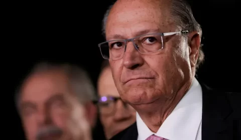 Alckmin vai com comitiva de ministros a Manaus