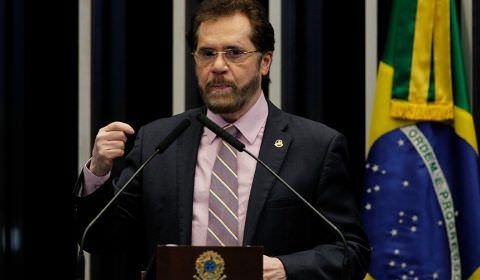 Apoiador de Bolsonaro, Plínio Valério manda recado aos ministros do STF