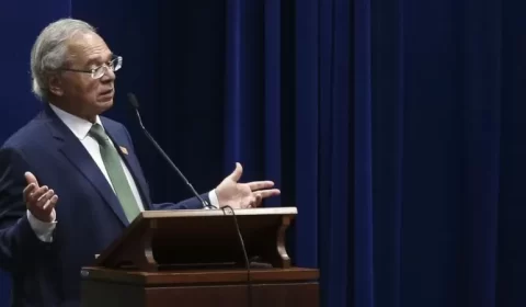 Bolsonaro furou teto de gastos em R$ 795 bi em 4 anos de governo