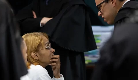 Família de Flordelis era dividida em 'facções', diz policial em 2º dia de júri