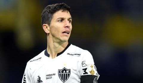 Gigante abre conversas para contar com o futebol de Nacho Fernández, do Atlético, na próxima Libertadores