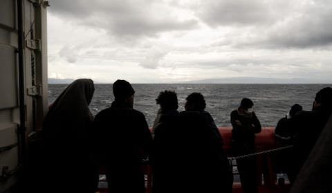 Migrante morre após chegar na Itália com hipotermia