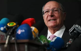 Ministro nomeia Alckmin e oficializa início da transição para governo Lula