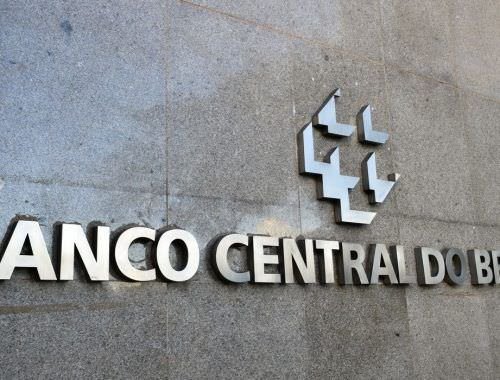 BC registra fluxo cambial positivo de US$ 9,29 bilhões em abril