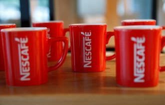 Nestlé lançará primeiro no Brasil cafeteira “inteligente” com cápsulas compostáveis