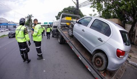 Prefeitura de Manaus realiza operação ‘Sucata’ na zona Centro-Sul da cidade