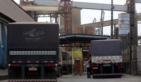 Setor de serviços cresce 0,9% em setembro, informa IBGE