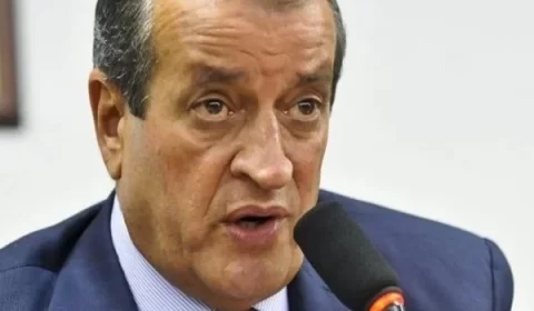 Valdemar crava apoio do PL a Lira e mira presidência do Senado