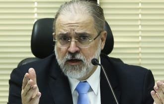 Aras pede ao STF suspensão imediata de indulto que beneficiou PMs do Carandiru