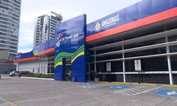 Mais de 200 motoristas são autuados durante operação 'Lei Seca' em Manaus