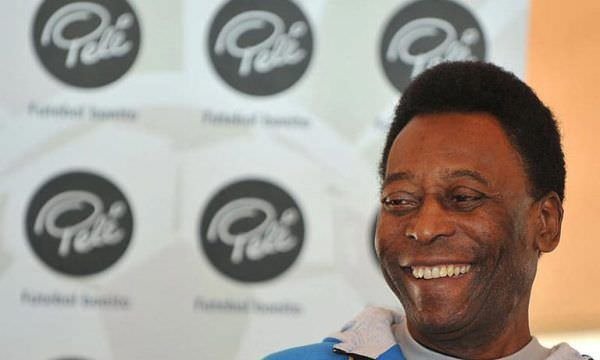 Pelé morre aos 82 anos de idade