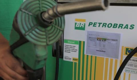 Petrobras anuncia queda na gasolina, diesel e gás de cozinha