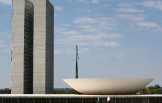 Plenário da Câmara se reúne hoje para votar PEC da Transição