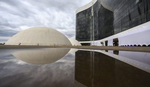Plenário do TSE confirma multa de R$ 22,9 milhões ao PL