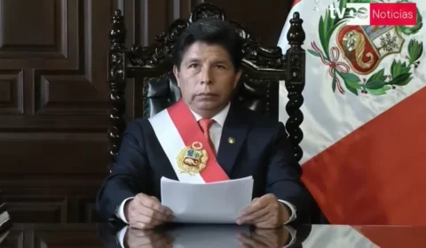 Presidente do Peru anuncia dissolução do Congresso e 'governo de exceção'