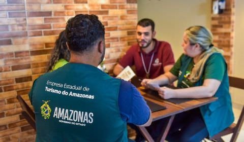 Amazonastur inicia credenciamento de guias de turismo no CAT Digital