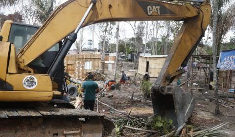 Após pedido da Defensoria, TJAM suspende reintegração de posse que não seguiu critérios do STF