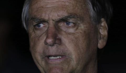 Bolsonaro passou cartão corporativo no centro espírita O Pobre de Deus