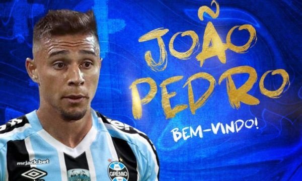 João Pedro é mais um nome oficializado como reforço do Grêmio