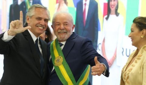 Lula vai estrear agenda internacional com viagem à Argentina