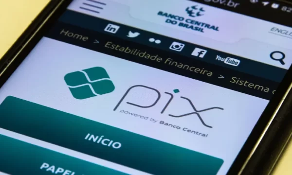 Novas regras do Pix começam a valer na segunda-feira (2); veja o que muda