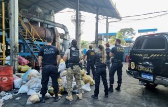 Polícia Federal incenera 1,2 toneladas de drogas em Manaus