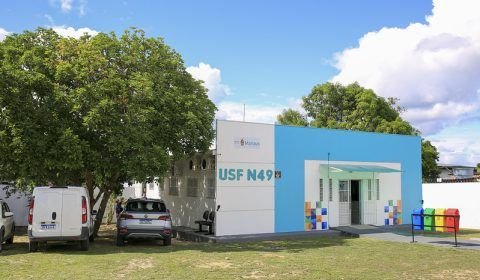 Prefeito David Almeida entrega Unidade de Saúde da Família no Colônia Terra Nova