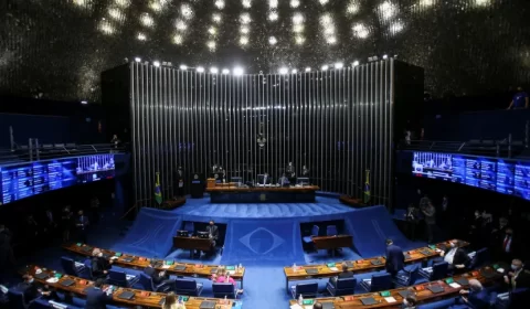 Senado analisa intervenção federal no DF, reunião de Lula e governadores e mais de 10 de janeiro