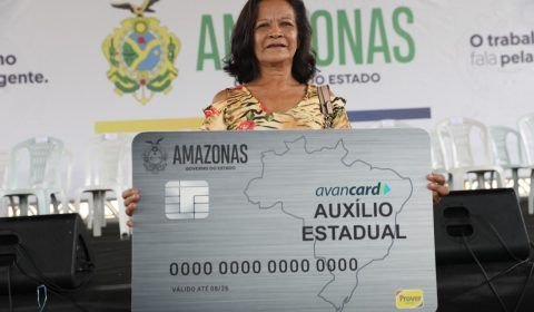 'Vai ajudar na alimentação de casa', afirma nova beneficiária do Auxílio Estadual Permanente