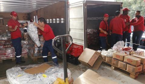 Governo do Amazonas abastece escolas da rede estadual com mais de 200 mil quilos de alimentos destinados à merenda