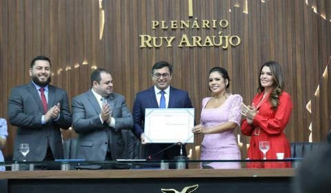Governador Wilson Lima recebe título de cidadão amazonense na Assembleia Legislativa do Amazonas