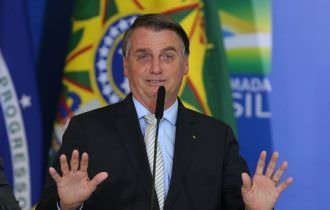 A verba ridícula que Bolsonaro deixou para vítimas de desastres naturais