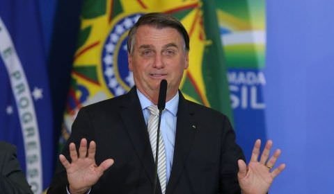 A verba ridícula que Bolsonaro deixou para vítimas de desastres naturais