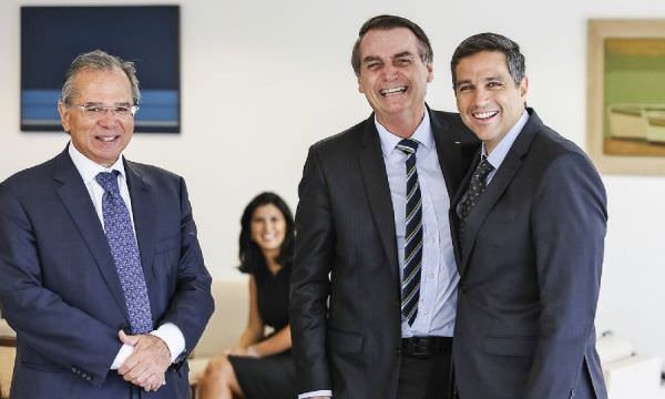 Campos Neto: Bolsonarista, presidente do Banco Central pode ser exonerado do cargo