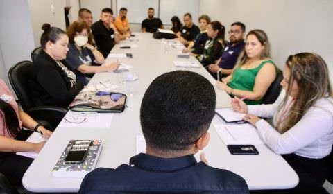 Deputado Daniel Almeida recebe órgãos e instituições que trabalham na recuperação de dependentes químicos no AM