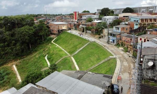 Em dois anos, Prefeitura de Manaus entrega dez obras de contenção em grandes erosões