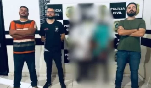 Homem arma emboscada para assassinar o próprio pai com golpes de enxada