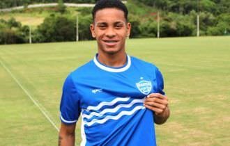 Meia da base do Fluminense é negociado com time catarinense