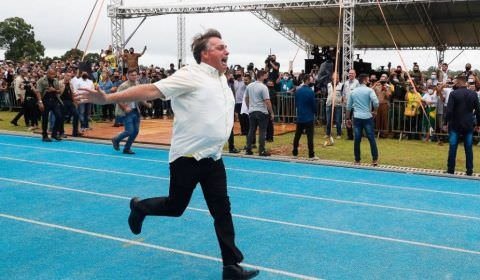 Plano de fuga: Bolsonaro diz que é "italiano" logo após Marcos do Val acusá-lo de tramar golpe de Estado