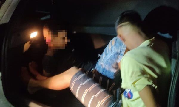 PM resgata motorista de aplicativo mantido refém dentro de porta-malas do próprio carro