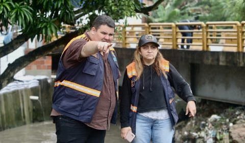 Prefeitura de Manaus mantém vigilância 24 horas e trabalho coordenado de secretarias para atendimento de emergências durante fortes chuvas