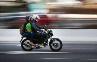 Prefeitura de Manaus reúne para discutir regulamentação do serviço de motos por aplicativo