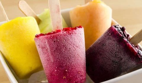 Sorvete e picolé alcoólicos viram sugestão de drink nesse carnaval